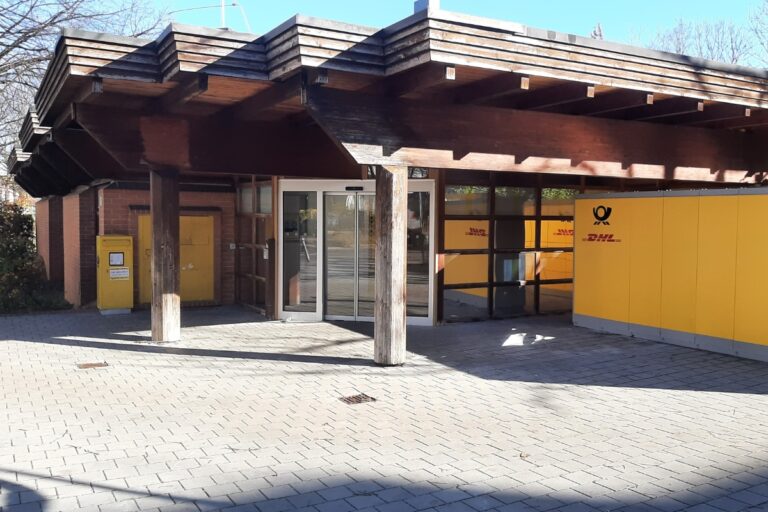 Keine Post, kein Service – Taufkirchner Grüne kämpfen für die Postfiliale Am Wald