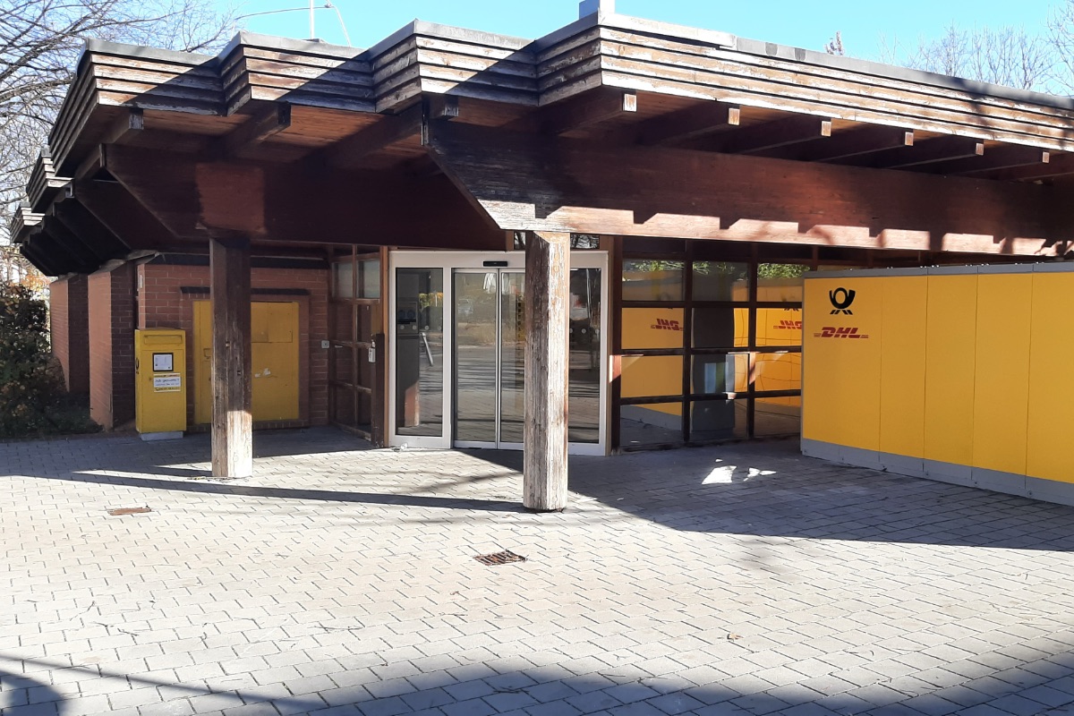 Geschlossene Postfiliale am Kögelweg in Taufkirchen